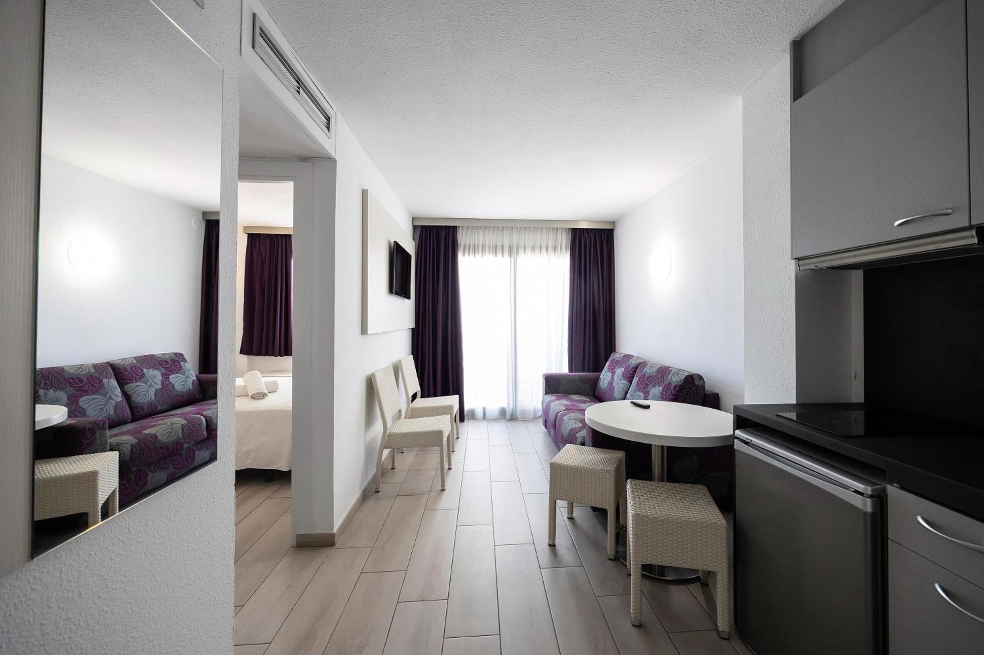 Aparthotel Miami Park Calella Exterior photo